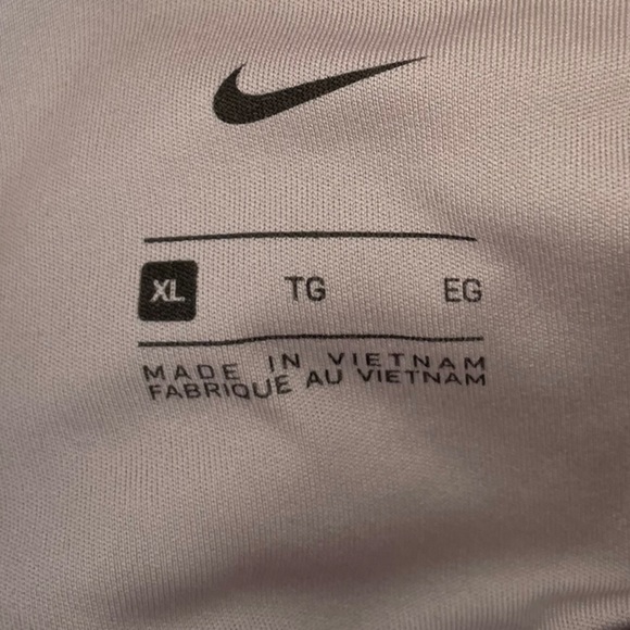 Blush Pink NIKE Women's high neck pullover size XL‎ EUC - Picture 10 of 11